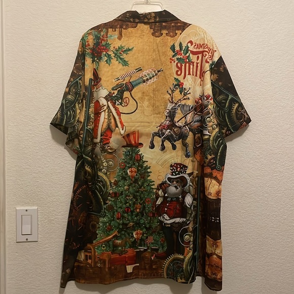 NWT Hawalili short sleeve button down Cool Santa Xmas/Holiday shirt, size 2XL - Picture 8 of 14